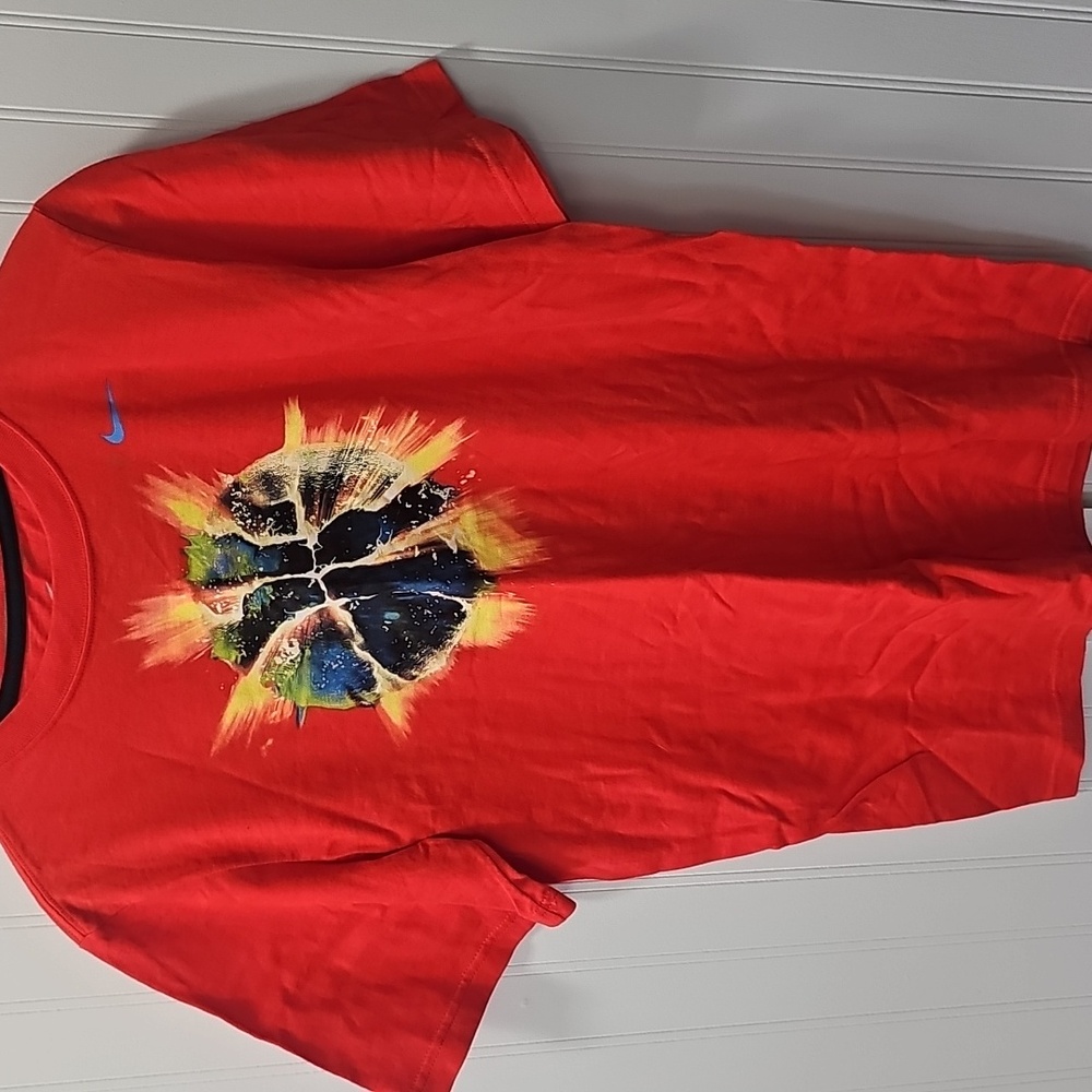 Nike Red T-Shirt with Dynamic Graphic